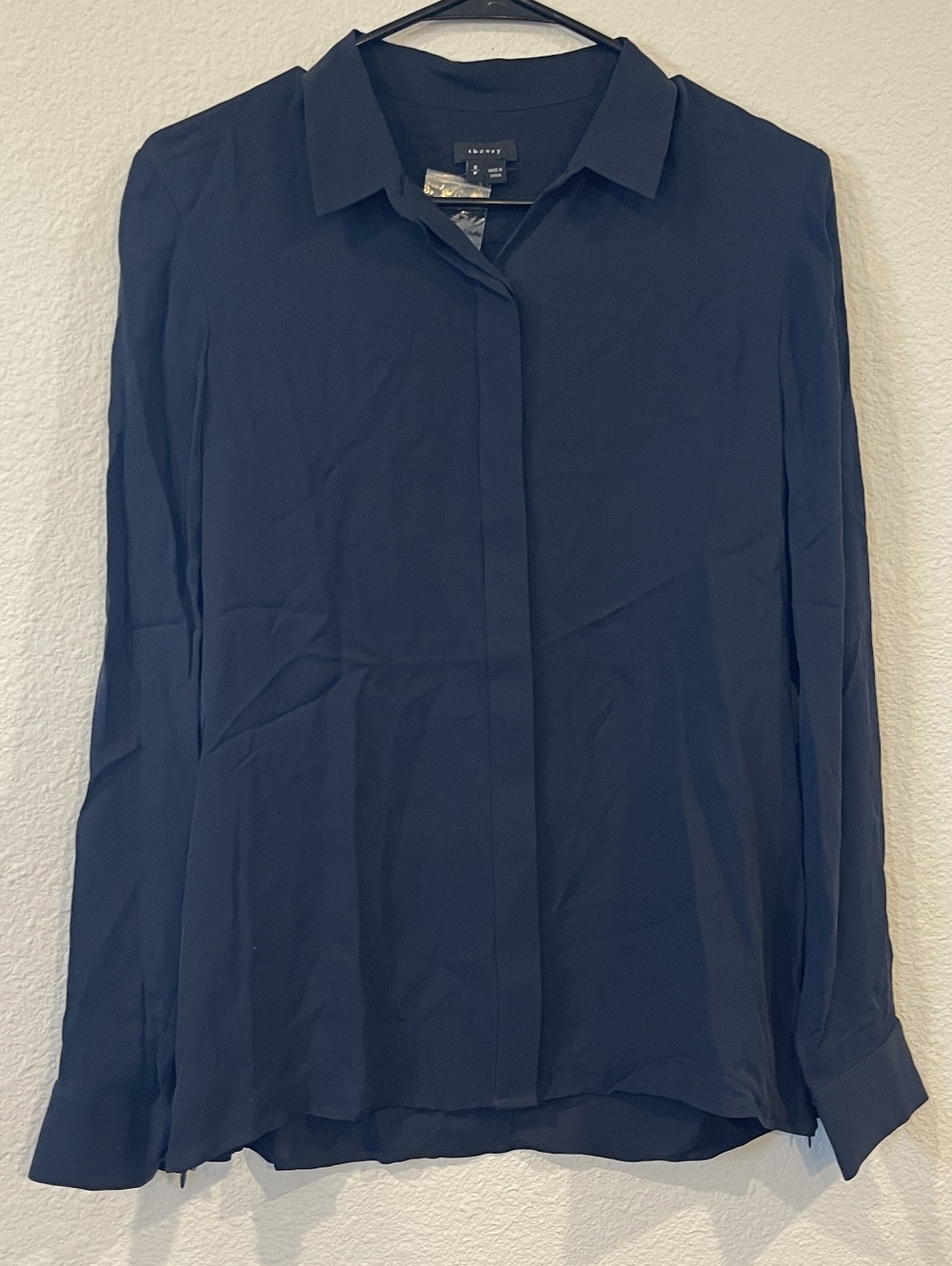 NWT Theory Vintage Y2K Black Silk Button Up Long Sleeve Shirt Blouse Size Small